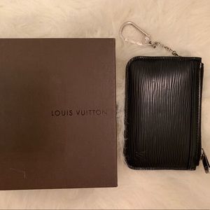Louis Vuitton Cowhide Leather Card Holder